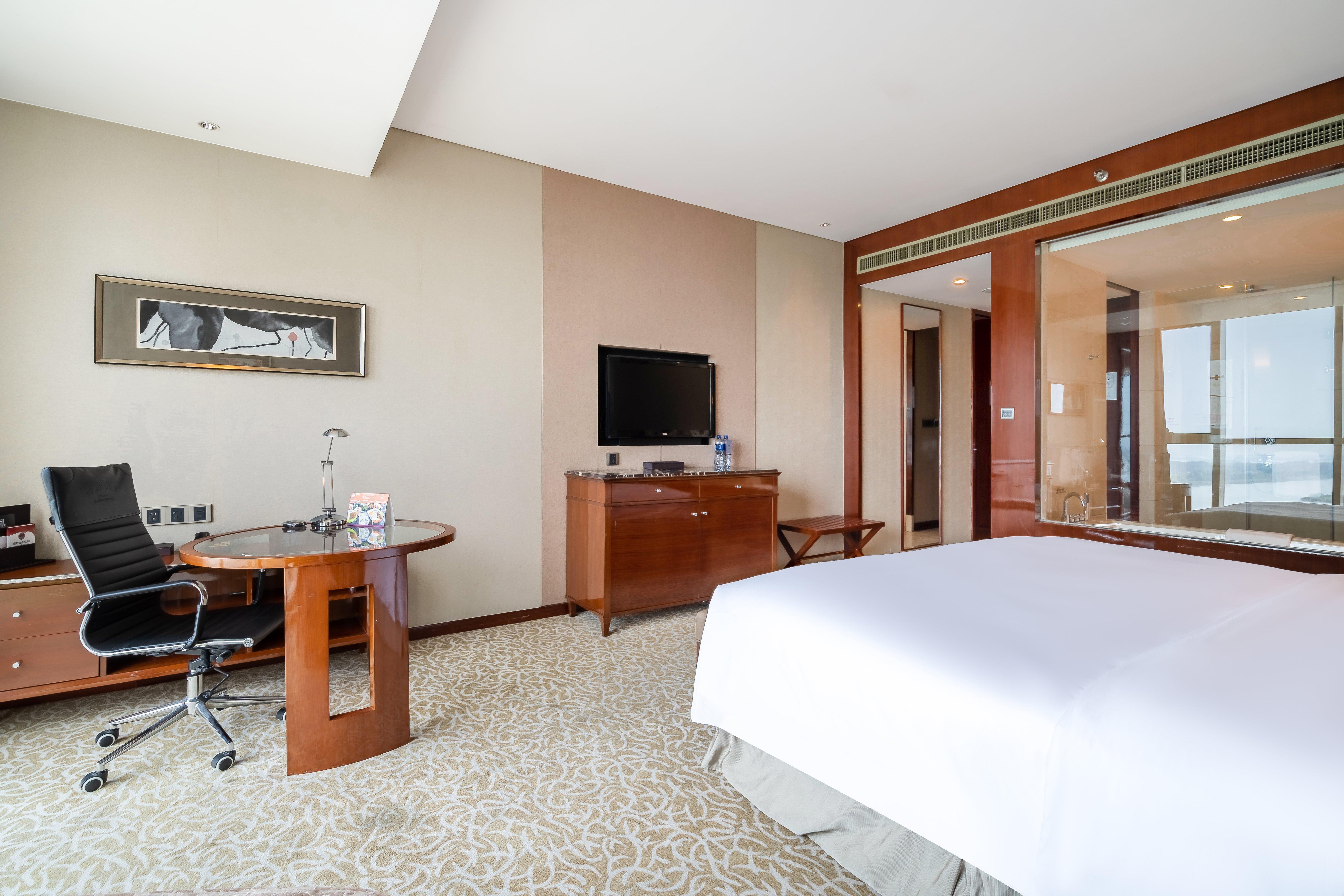 מלון Crowne Plaza Zhenjiang By Ihg מראה חיצוני תמונה