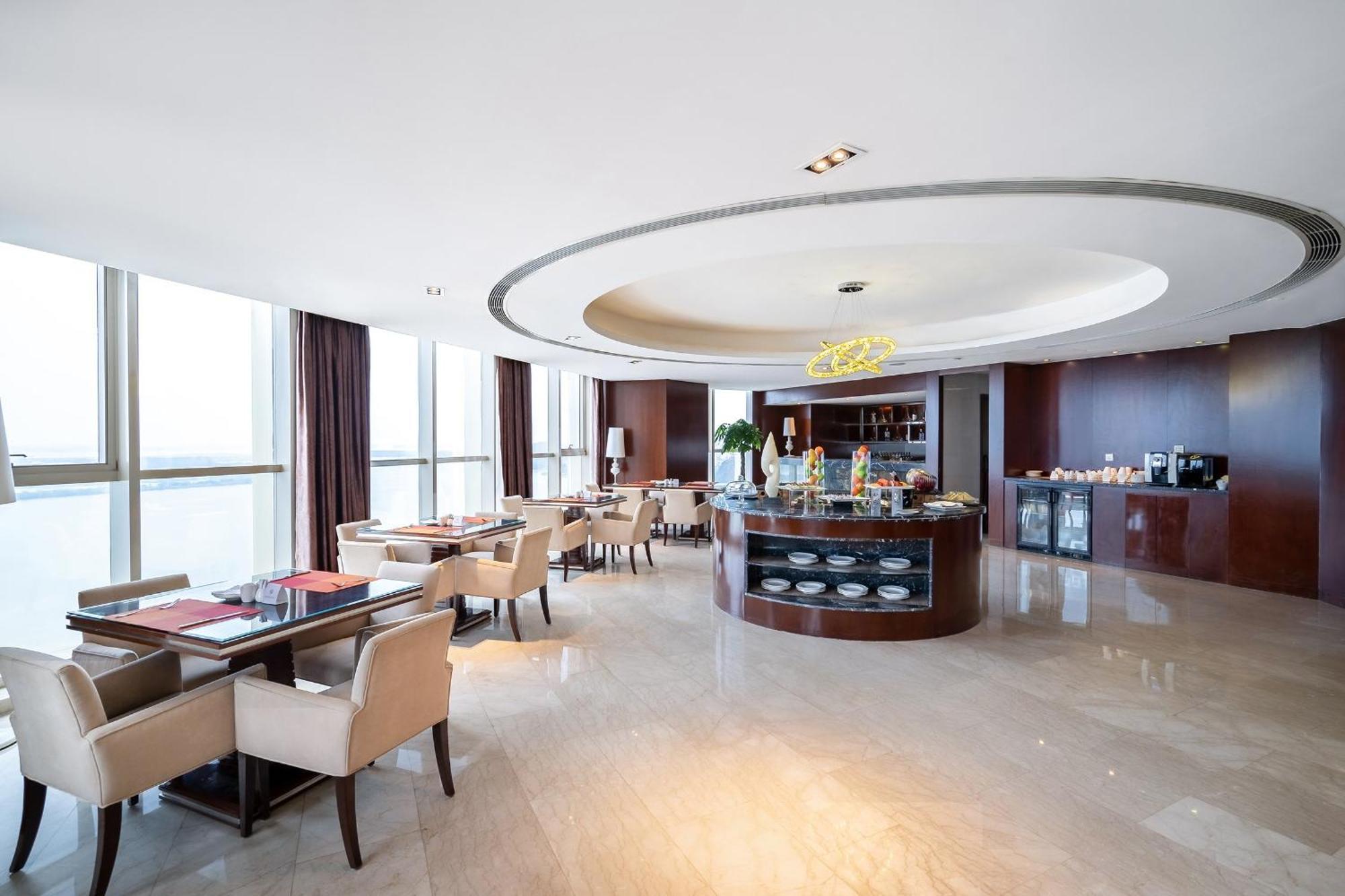 מלון Crowne Plaza Zhenjiang By Ihg מראה חיצוני תמונה