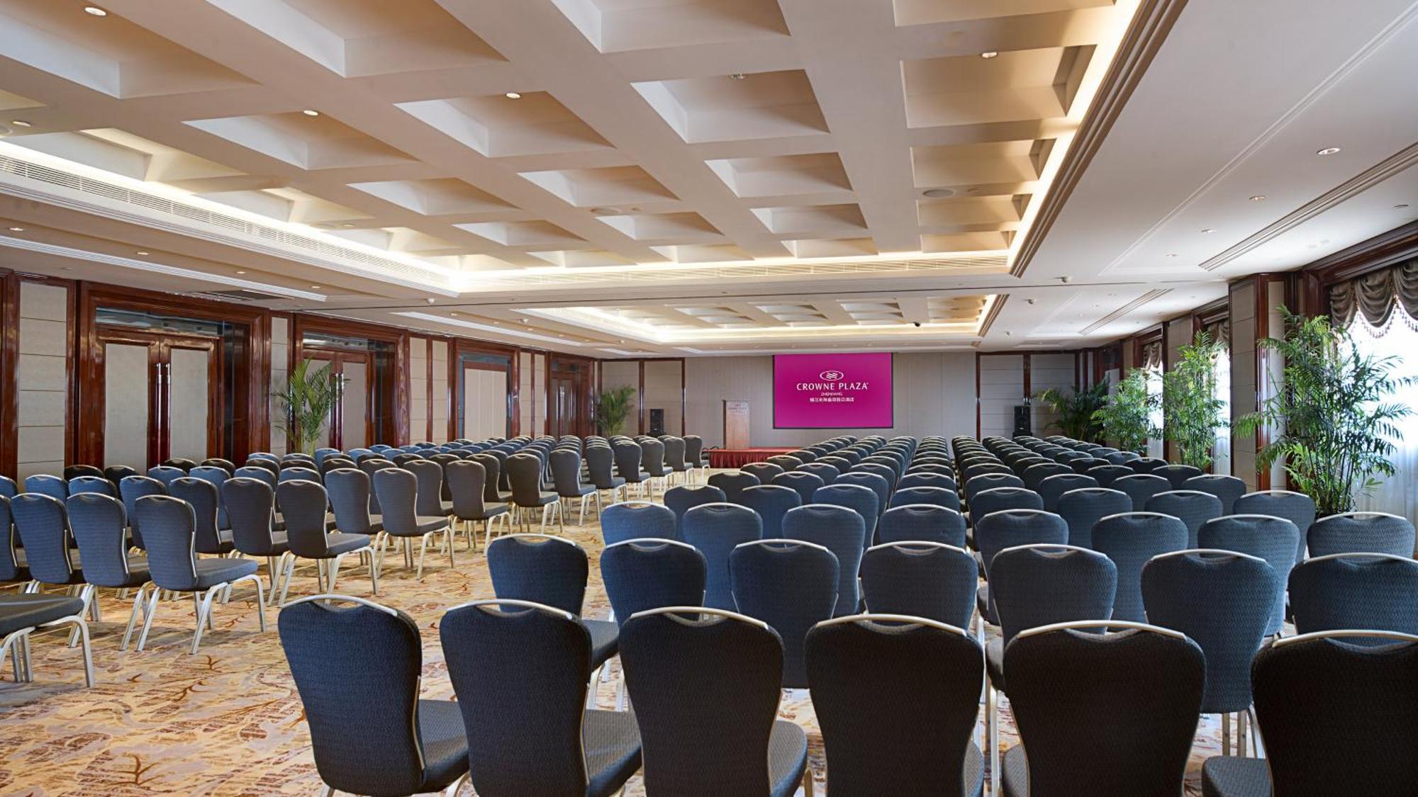 מלון Crowne Plaza Zhenjiang By Ihg מראה חיצוני תמונה