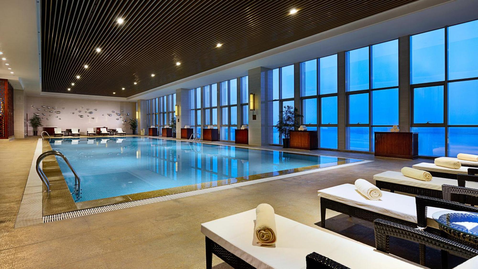 מלון Crowne Plaza Zhenjiang By Ihg מראה חיצוני תמונה