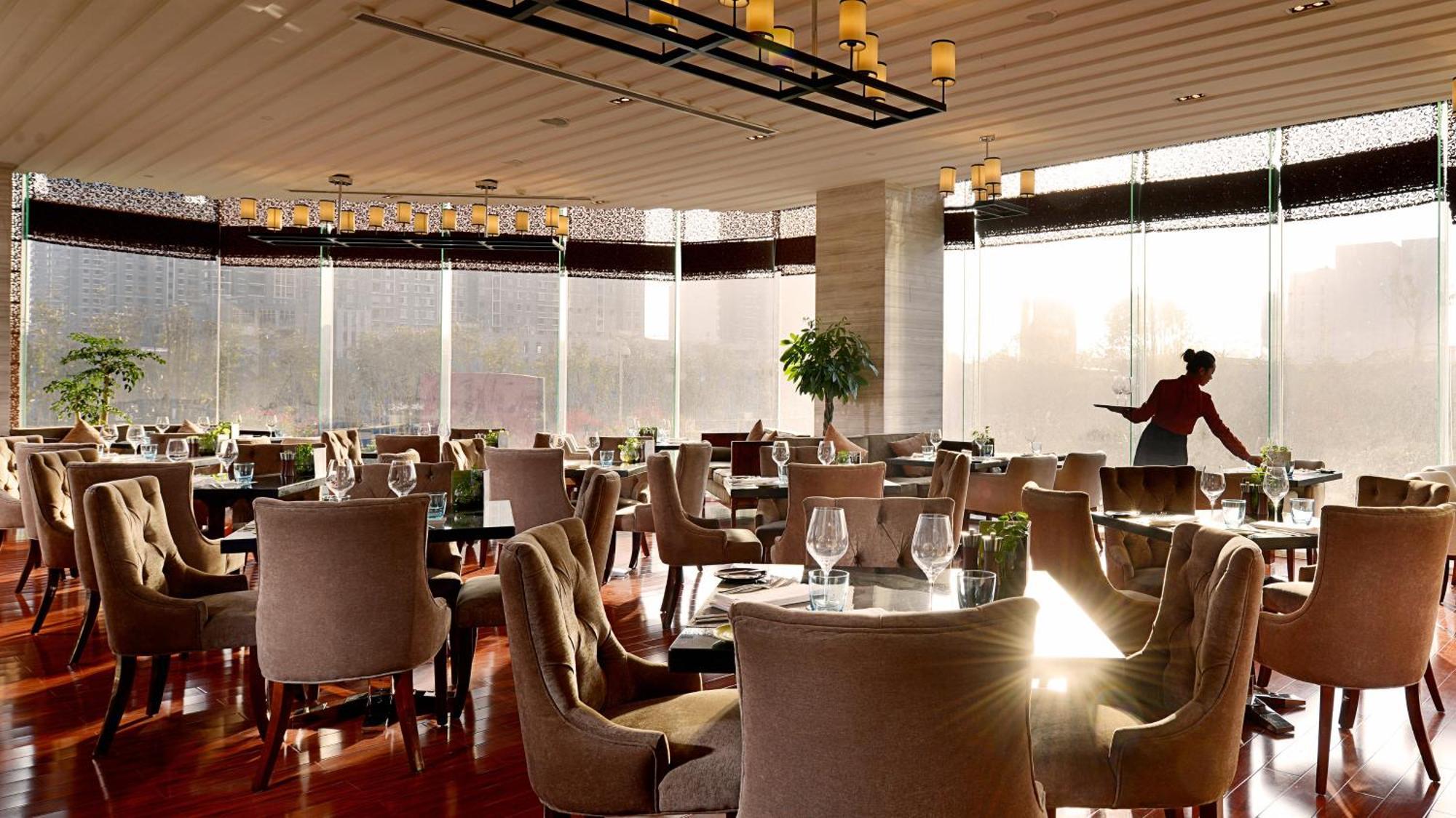 מלון Crowne Plaza Zhenjiang By Ihg מראה חיצוני תמונה