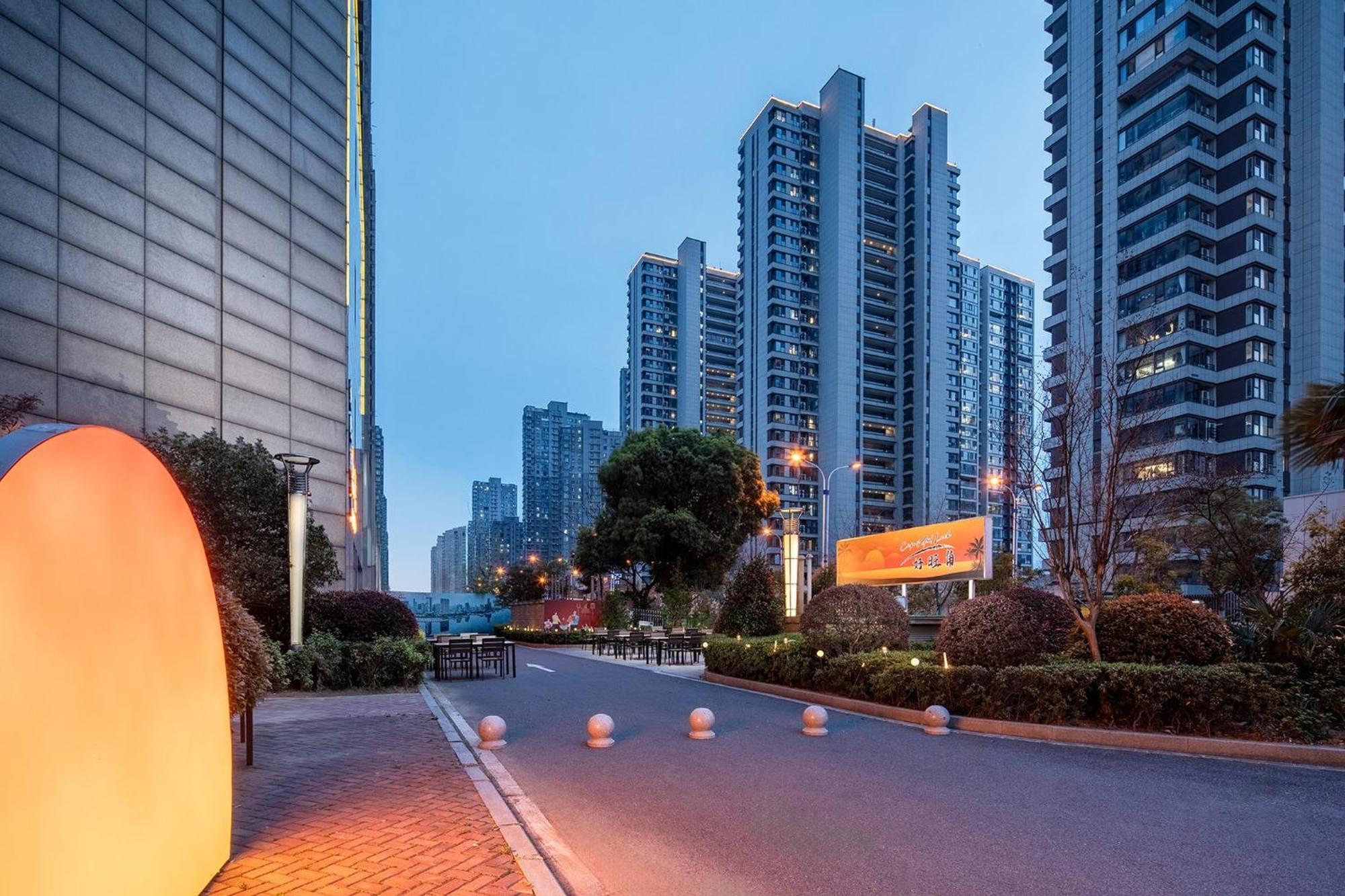מלון Crowne Plaza Zhenjiang By Ihg מראה חיצוני תמונה