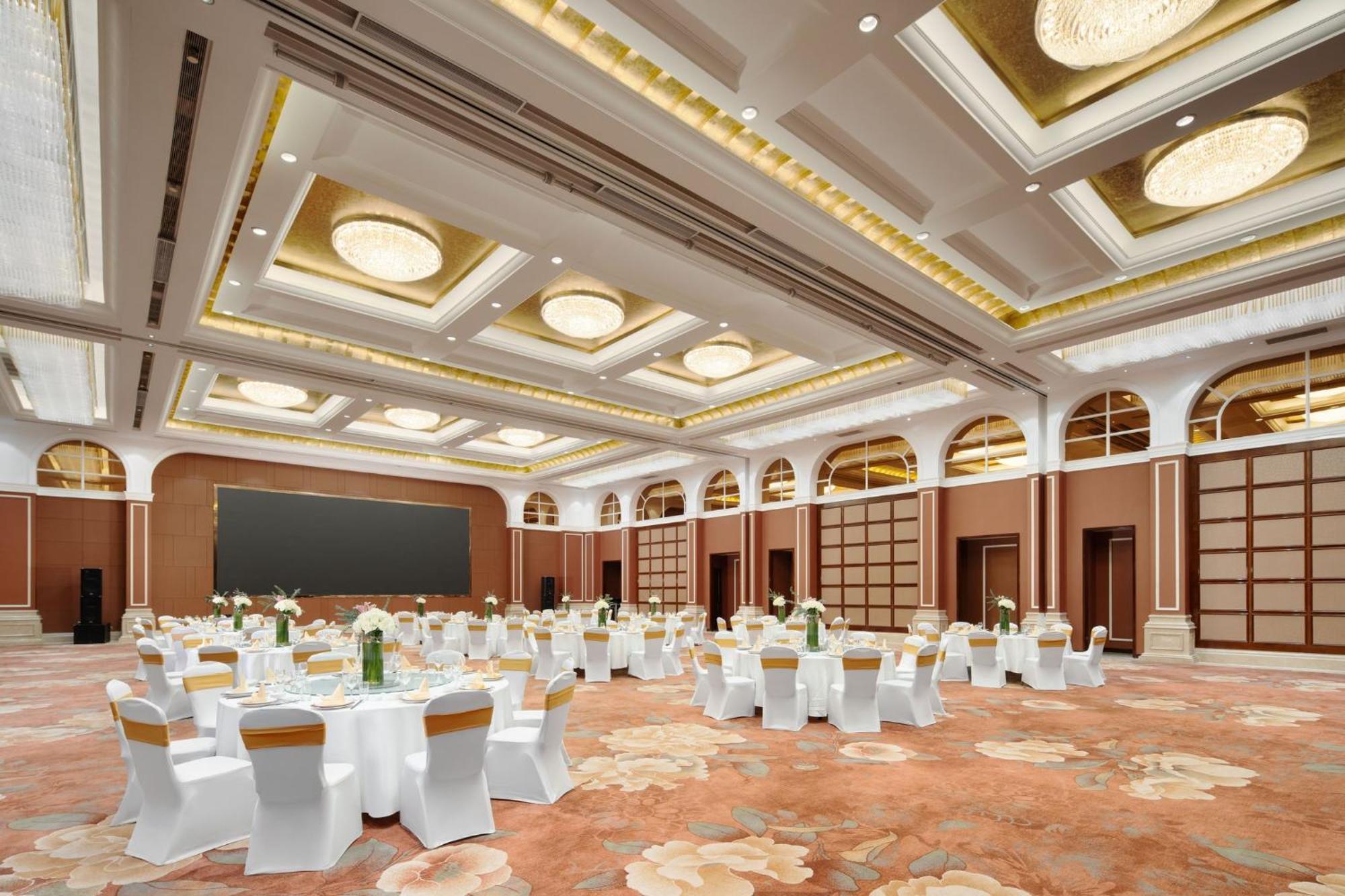 מלון Crowne Plaza Zhenjiang By Ihg מראה חיצוני תמונה
