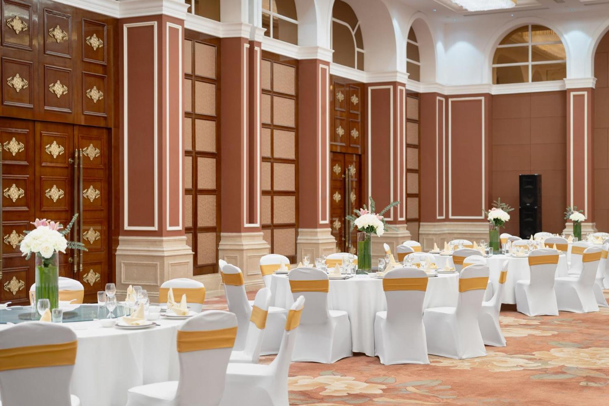 מלון Crowne Plaza Zhenjiang By Ihg מראה חיצוני תמונה