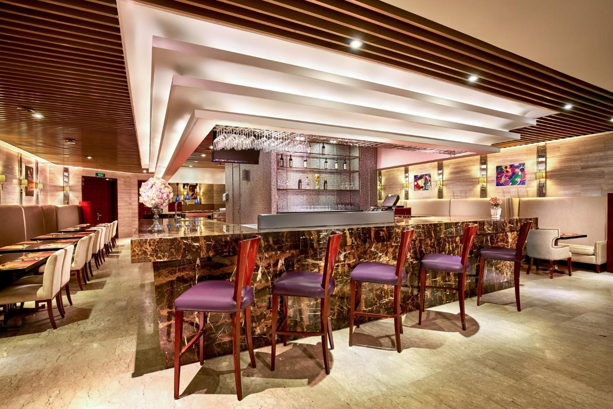 מלון Crowne Plaza Zhenjiang By Ihg מראה חיצוני תמונה