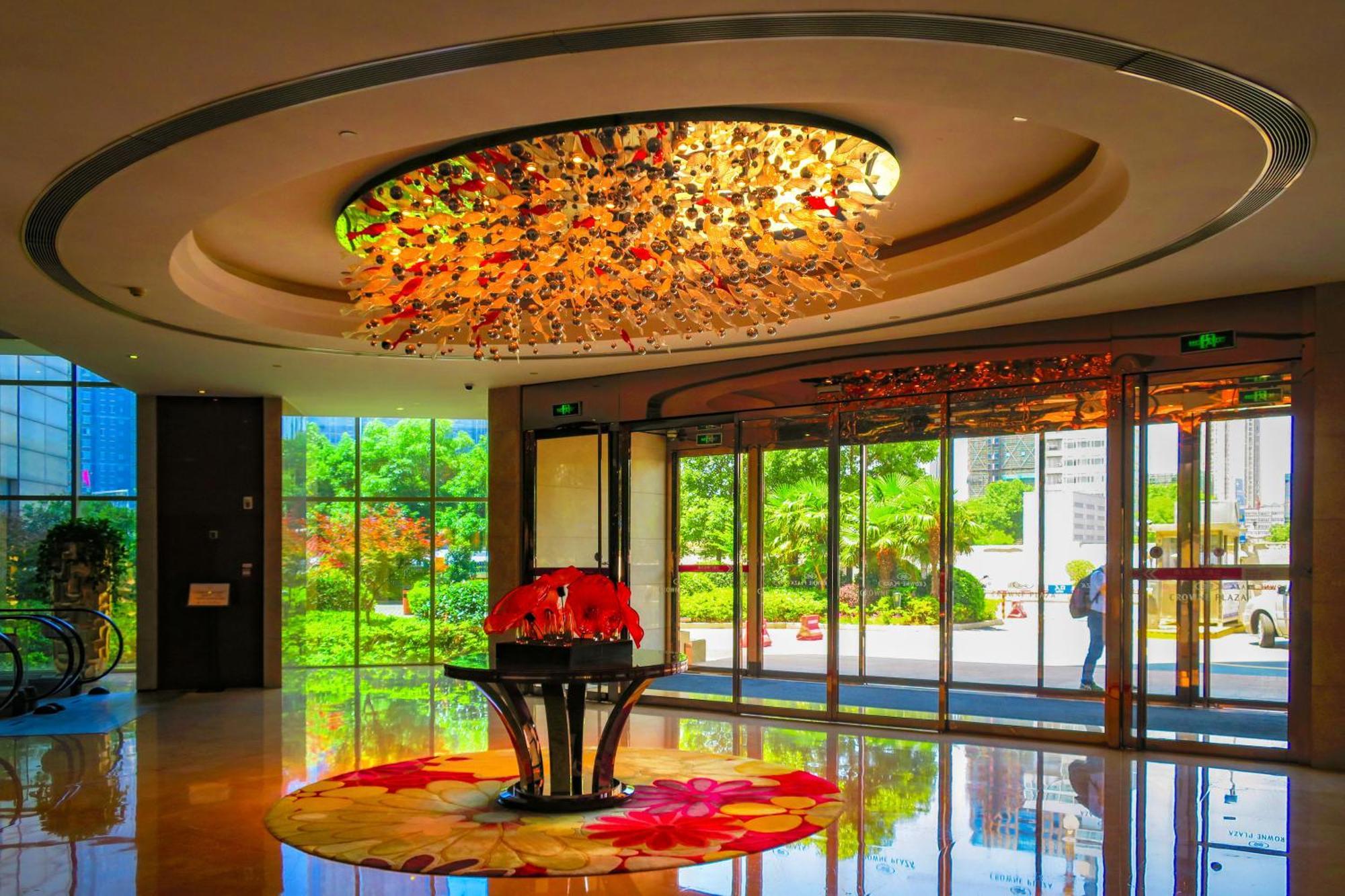 מלון Crowne Plaza Zhenjiang By Ihg מראה חיצוני תמונה